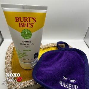 Burt’s Bees Gentle Face Scrub with Aloe and Makeup Towel Bundle